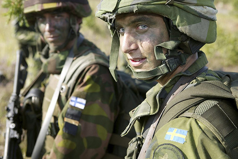 Svensk och finsk soldat 690 Anders Sjödén Svensk och finsk soldat 690 Anders Sjödén